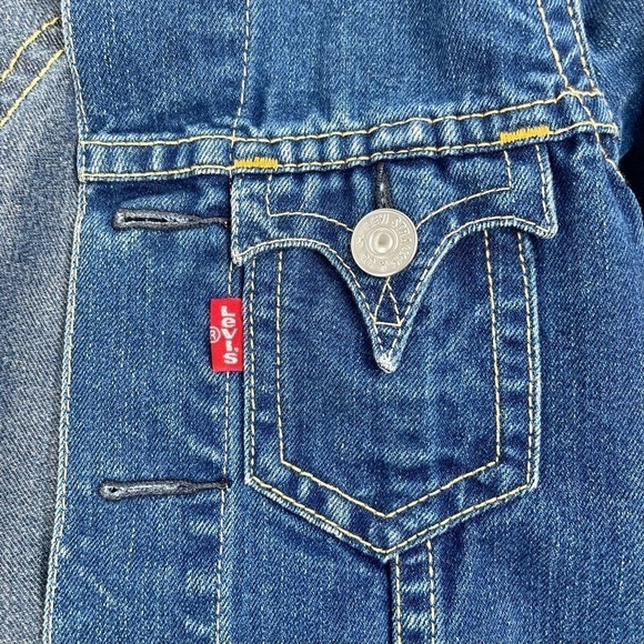 Levi’s Type 1 Iconic Denim Jean Jacket - Picture 9 of 11